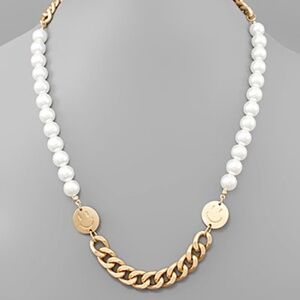 Pearl & Smile Face Chain Necklace